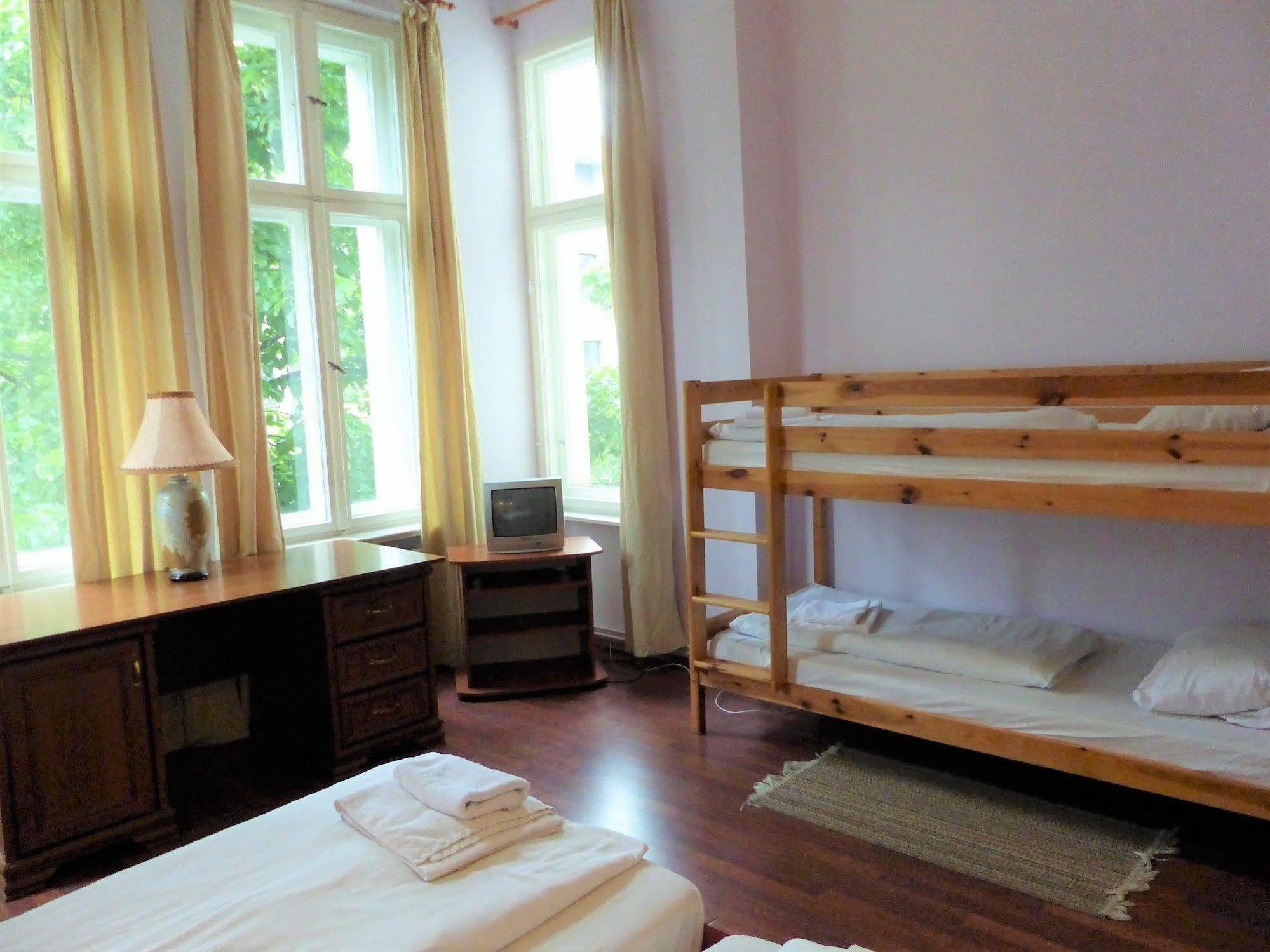 Hotel Eden Am Zoo เบอร์ลิน ภายนอก รูปภาพ