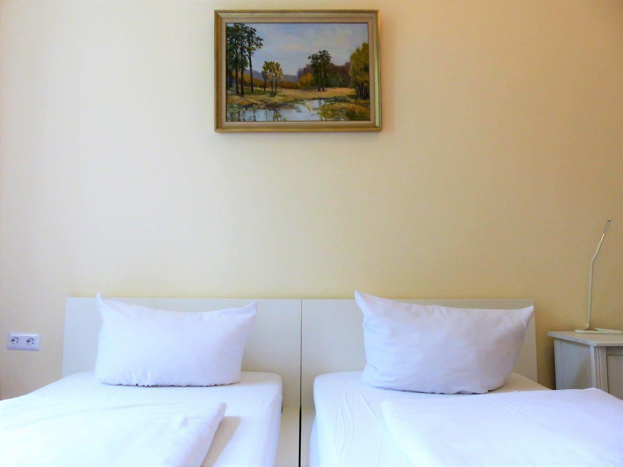 Hotel Eden Am Zoo เบอร์ลิน ภายนอก รูปภาพ